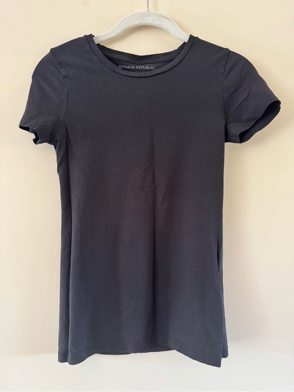 Banana Republic Black Short Sleeve Crewneck Tee